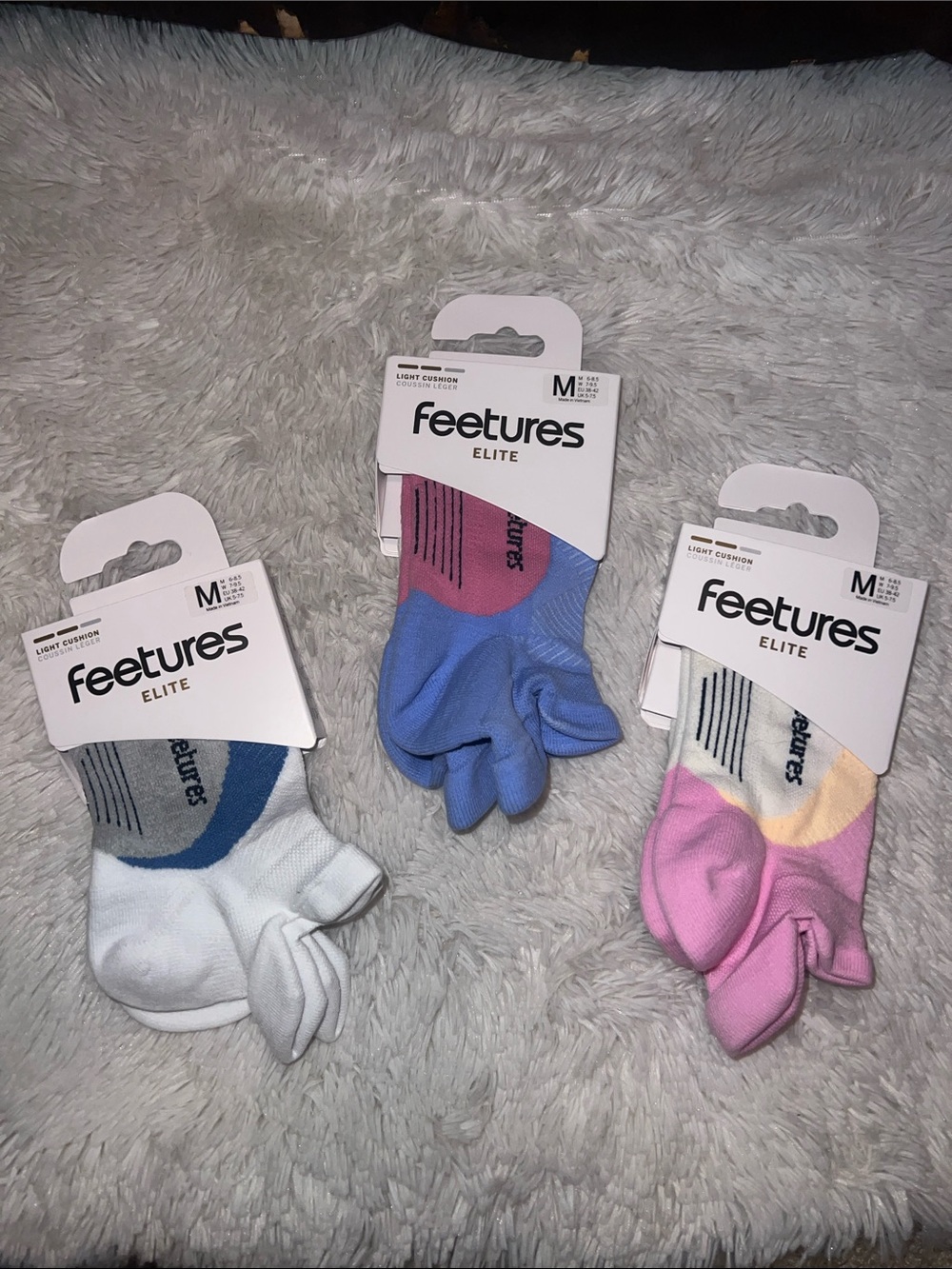 FEETURES ELITE LIGHT CUSHION SOCKS